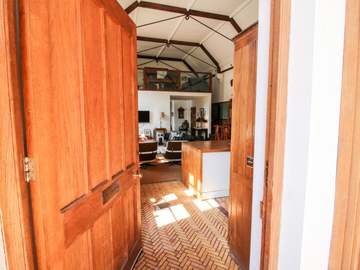 Chetwynd Lodge Stafford Esterno foto