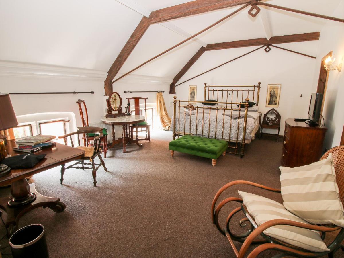 Chetwynd Lodge Stafford Esterno foto